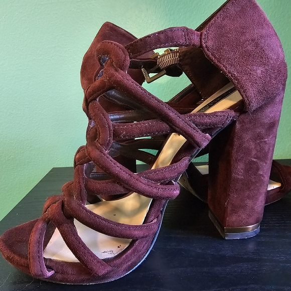BCBGMaxAzria Burgundy Strappy Heels Women's Size 6B - Picture 4 of 12